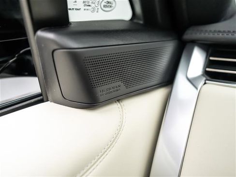 New 2026 Land Rover Range Rover SE AWD/4WD image 25