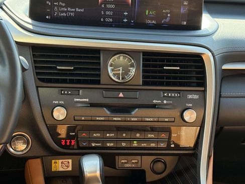 Used 2022 Lexus RX 350 AWD w/ Luxury Package image 18