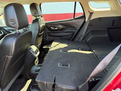 Used 2018 GMC Terrain Denali w/ Advanced Safety Package image 38