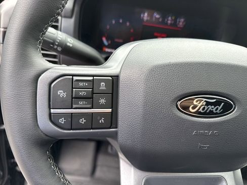 Used 2025 Ford F150 Lariat w/ Equipment Group 502A High AWD/4WD image 24