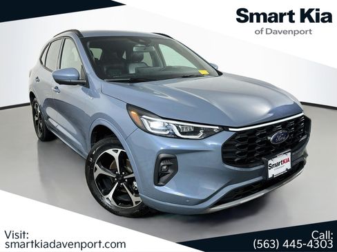 Used 2025 Ford Escape ST-Line Elite w/ Premium Technology Package AWD/4WD image 1