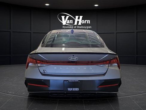 New 2026 Hyundai Elantra SEL Sport Premium FWD image 5