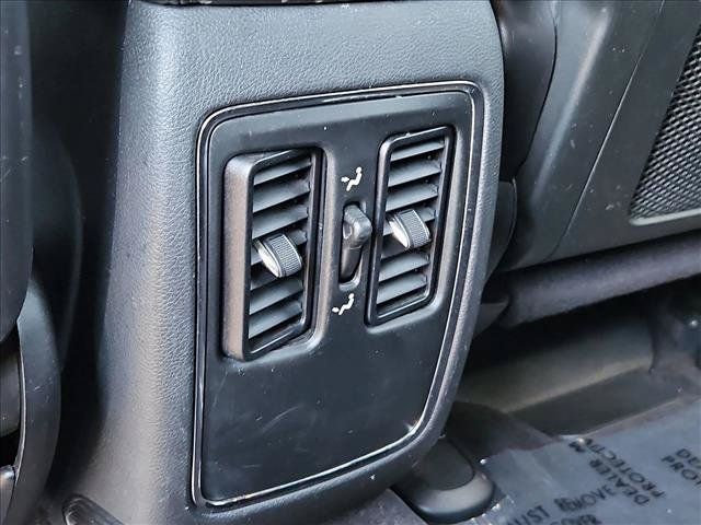 Used 2017 Jeep Grand Cherokee Laredo w/ Quick Order Package 2BE RWD image 23