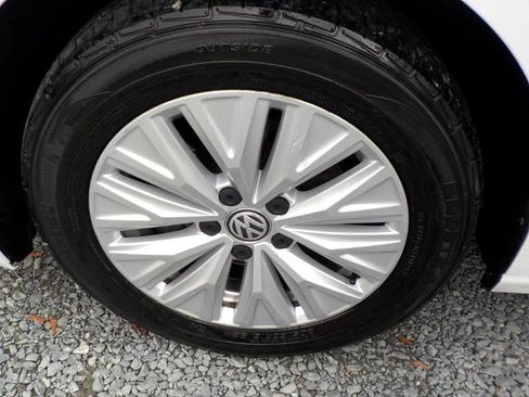 Used 2019 Volkswagen Jetta S w/ Driver Assistance Package image 29