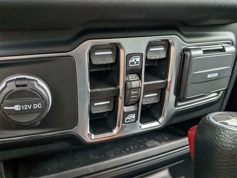 New 2024 Jeep Wrangler Unlimited Sahara image 18