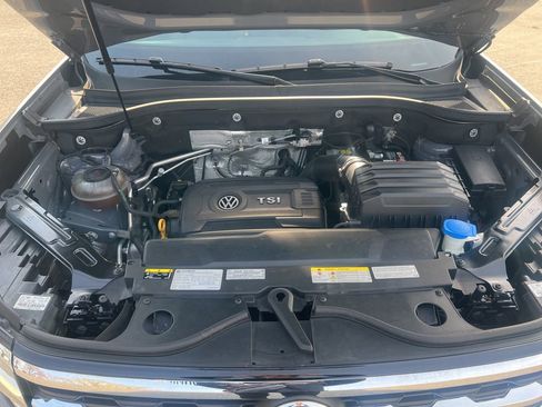 Used 2021 Volkswagen Atlas Cross Sport SEL AWD/4WD image 12