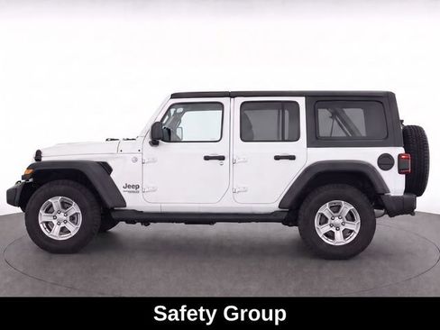 Used 2018 Jeep Wrangler Unlimited Sport S AWD/4WD image 7
