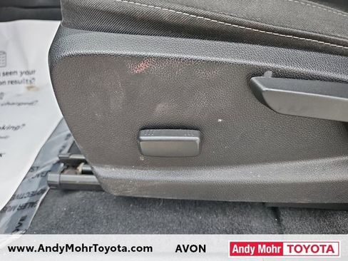 Used 2020 GMC Canyon SLE w/ Elevation Edition image 12