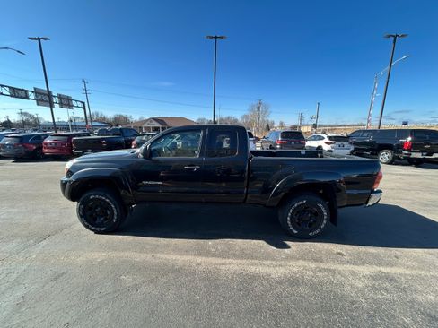 Used 2006 Toyota Tacoma 4x4 Access Cab V6 image 3