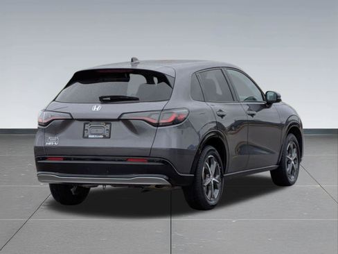 Certified 2024 Honda HR-V EX-L image 6