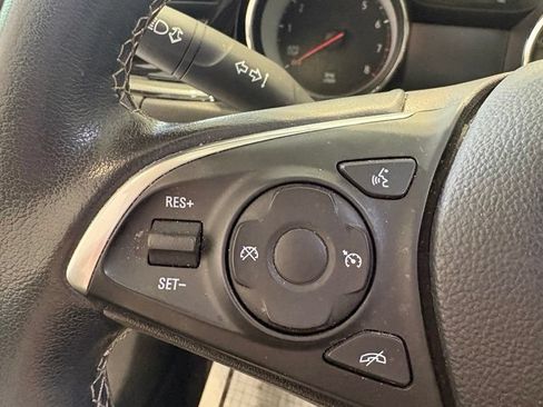 Used 2018 Buick Regal Preferred w/ Driver Confidence Package #1 FWD image 20