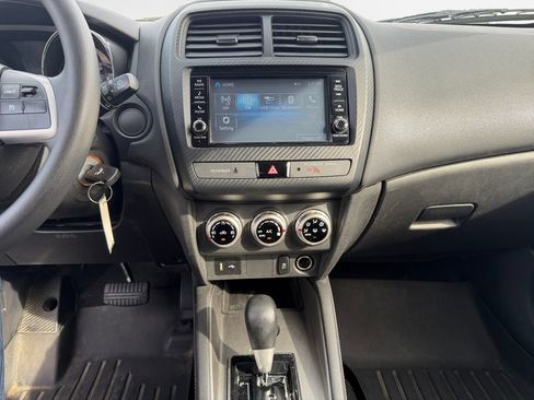 Used 2020 Mitsubishi Outlander Sport ES AWD/4WD image 22