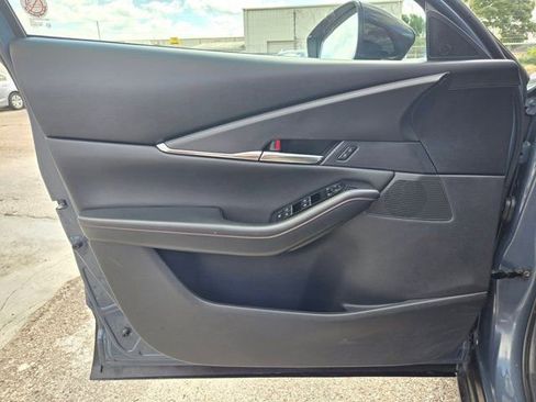 Used 2025 MAZDA CX-30 AWD 2.5 S w/ Preferred Package image 13