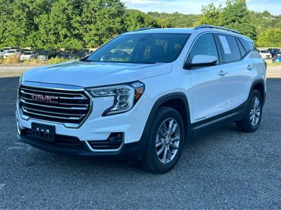 Used 2023 GMC Terrain SLT
