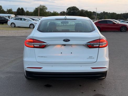 Used 2019 Ford Fusion SE FWD image 7