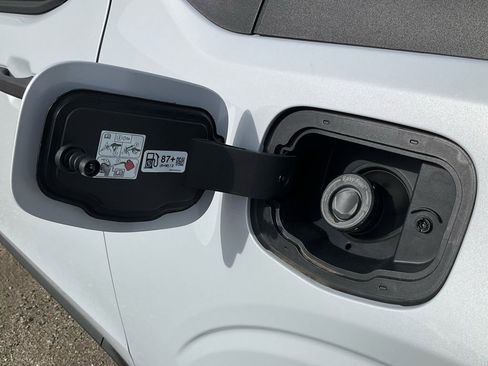 New 2026 Ford Maverick XL image 13