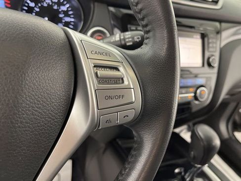 Used 2014 Nissan Rogue SL FWD image 21