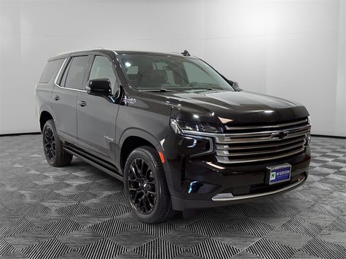 Used 2023 Chevrolet Tahoe High Country image 7