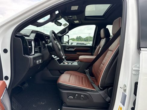 New 2026 GMC Sierra 2500 Denali Ultimate AWD/4WD image 15