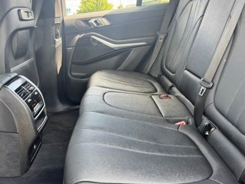 Used 2021 BMW X5 xDrive40i w/ Convenience Package image 26