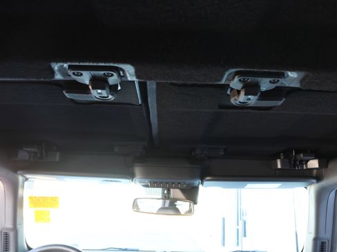 Used 2024 Ford Bronco Wildtrak image 32