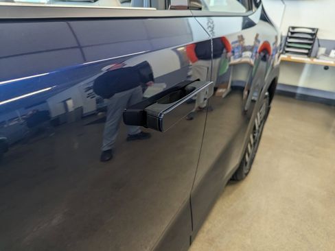 New 2026 Nissan Leaf SV+ image 23