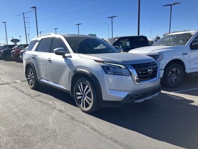 Used 2024 Nissan Pathfinder Platinum