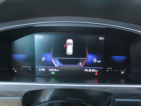 Used 2022 Volkswagen Tiguan SE image 23