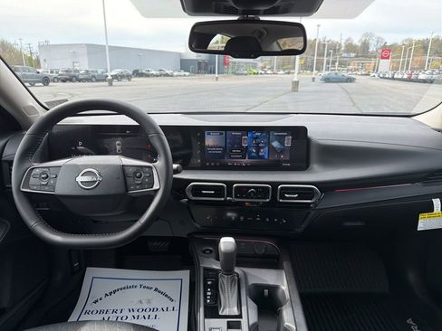 New 2026 Nissan Sentra SV w/ SV Convenience Package FWD image 15
