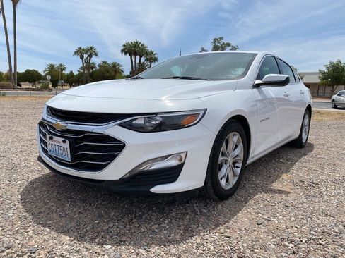 Used 2023 Chevrolet Malibu LT FWD image 2