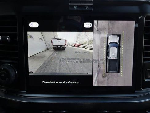 New 2026 Ford F250 Lariat w/ Black Appearance Package image 9