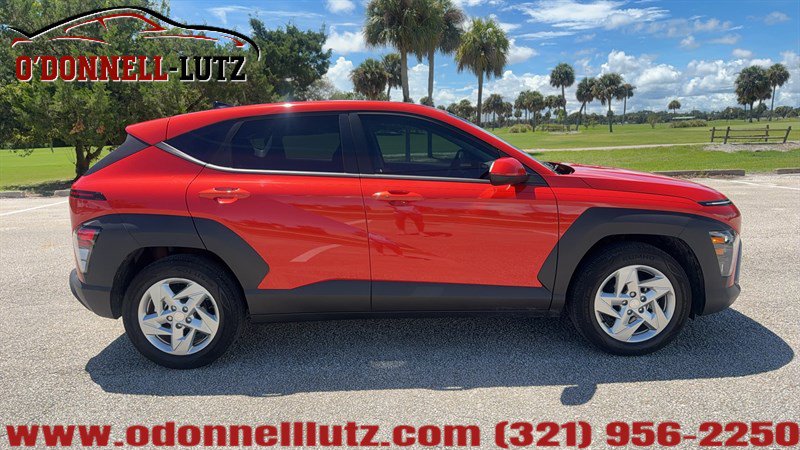 Used 2025 Hyundai Kona SE FWD image 4