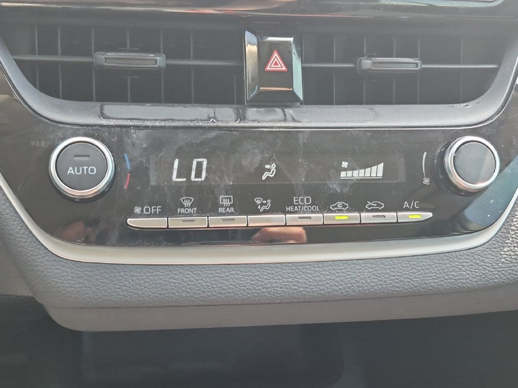 Used 2024 Toyota Corolla LE FWD image 18