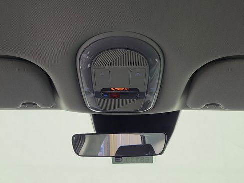 New 2026 Hyundai Ioniq 5 SE image 8