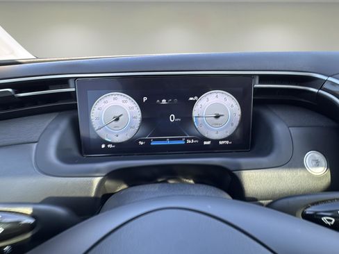 Used 2024 Hyundai Tucson Limited image 12