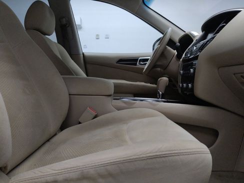 Used 2015 Nissan Pathfinder SV FWD image 21