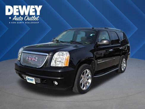 Used 2014 GMC Yukon Denali image 1