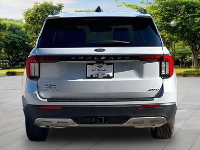 New 2026 Ford Explorer Active w/ Active Comfort Package