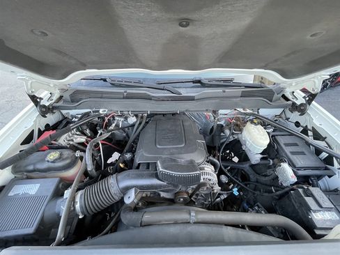 Used 2015 Chevrolet Silverado 2500 W/T w/ WT Convenience Package AWD/4WD image 6