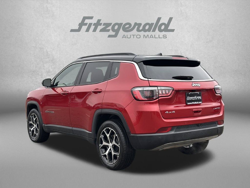 Used 2024 Jeep Compass Limited AWD/4WD image 7