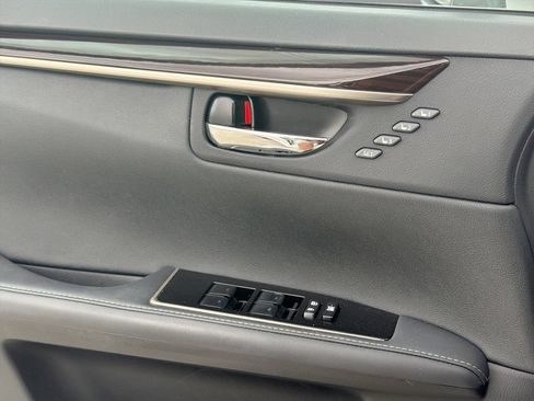Used 2018 Lexus ES 350 w/ Premier Package FWD image 29