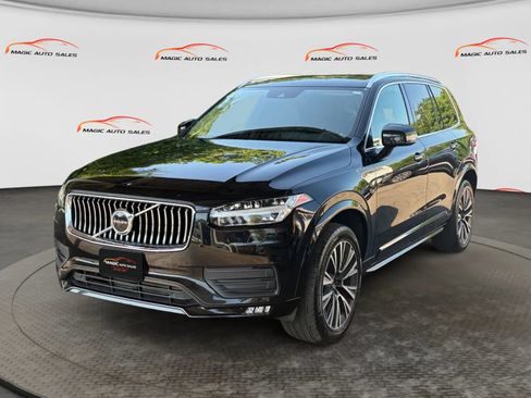 Used 2022 Volvo XC90 T6 Momentum w/ Climate Package AWD/4WD image 1