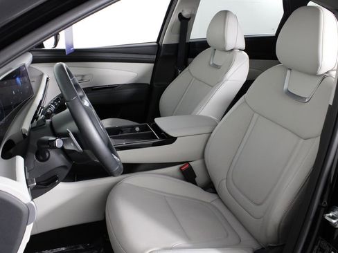 Certified 2025 Hyundai Tucson Limited image 19