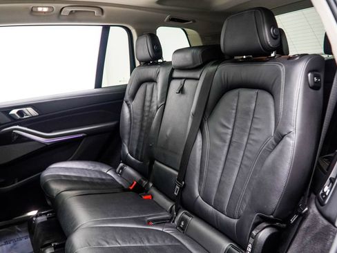 Used 2019 BMW X7 xDrive40i w/ Premium Package AWD/4WD image 46