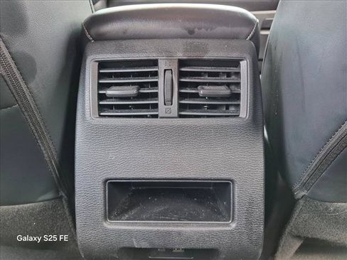 Used 2024 Mitsubishi Outlander SE FWD image 16