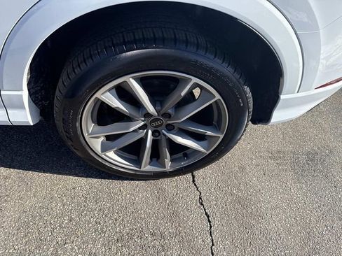 Used 2024 Audi Q3 2.0T Premium Plus image 19