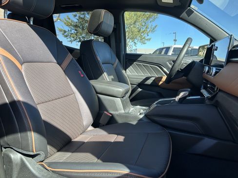 Used 2023 GMC Canyon AT4 w/ AT4 Premium Package image 14