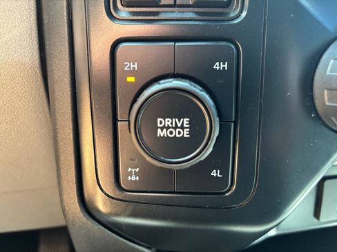 Used 2023 Ford F250 XL w/ XL Off-Road Package AWD/4WD image 32