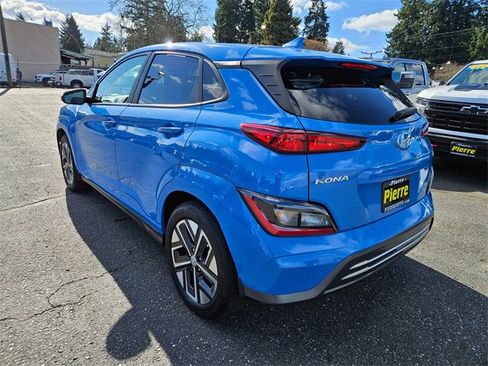 Used 2023 Hyundai Kona SEL image 3