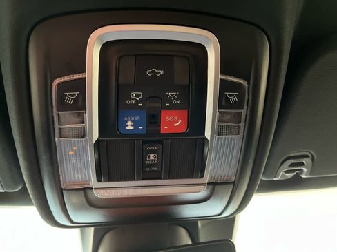 Used 2024 RAM 1500 Laramie image 27